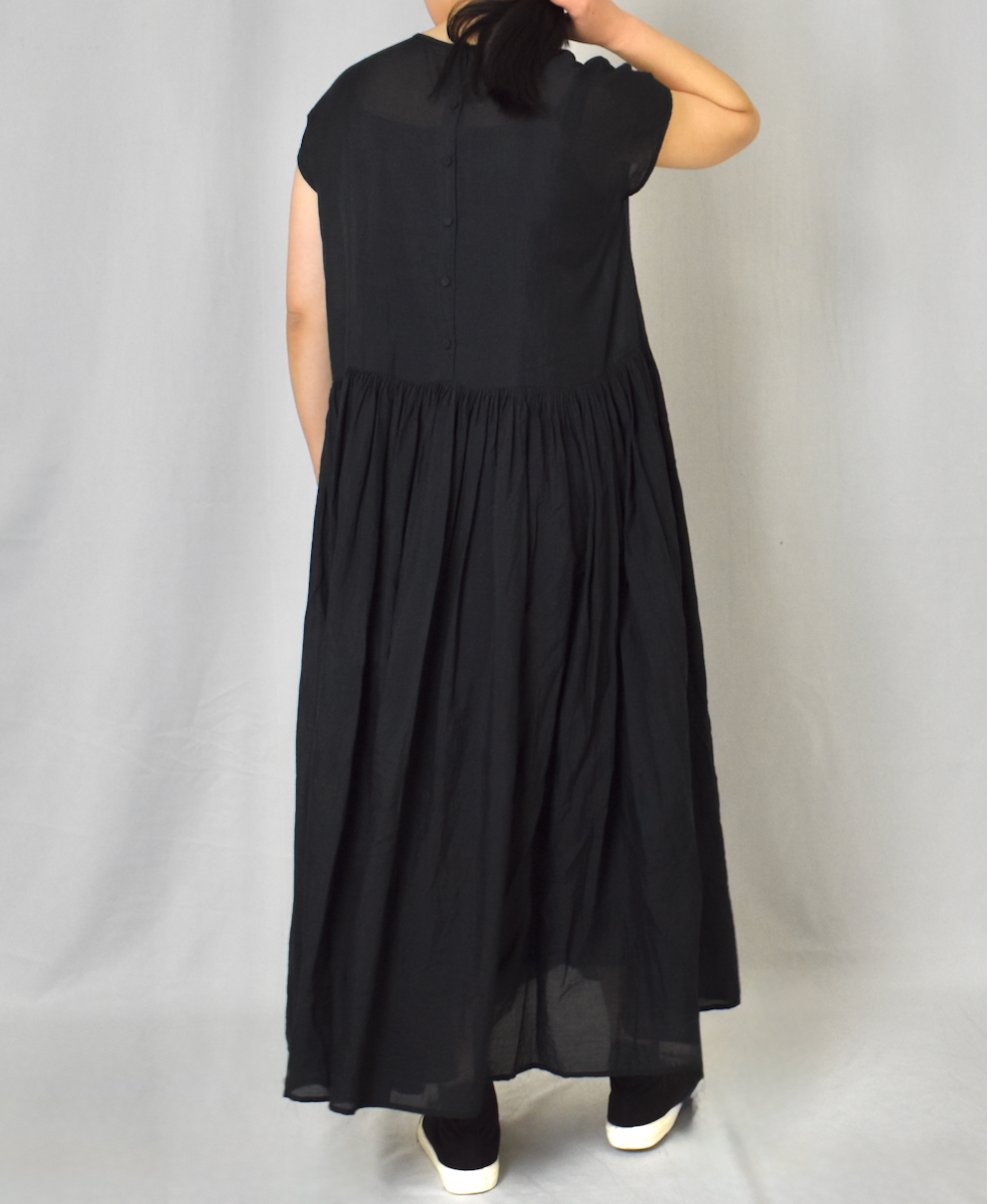 INMDS25034(ワンピース) HANDWOVEN SILK/COTTON MICRO CHECK FRENCH/SL BACK OPENING DRESS WITH RAJASTHAN TUCK GATHER
