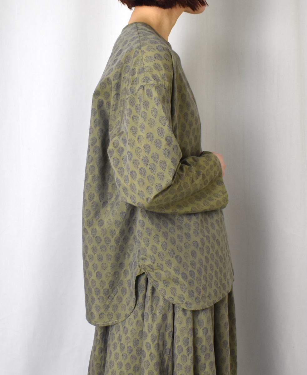INMDS25112(プルオーバー) COTTON SILK HAND SCREEN LEAF PRINT BACK OPENING CREW-NECK PULLOVER
