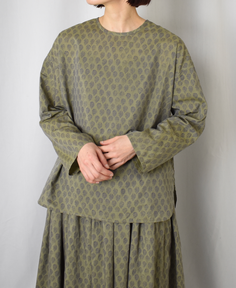 INMDS25112(プルオーバー) COTTON SILK HAND SCREEN LEAF PRINT BACK OPENING CREW-NECK PULLOVER