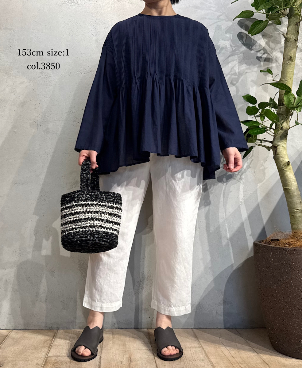 INMDS25043(ブラウス) 100s KHADI(100s×150s) CREW-NECK 3/4SL SHIRT WITH RANDOM PLEATS