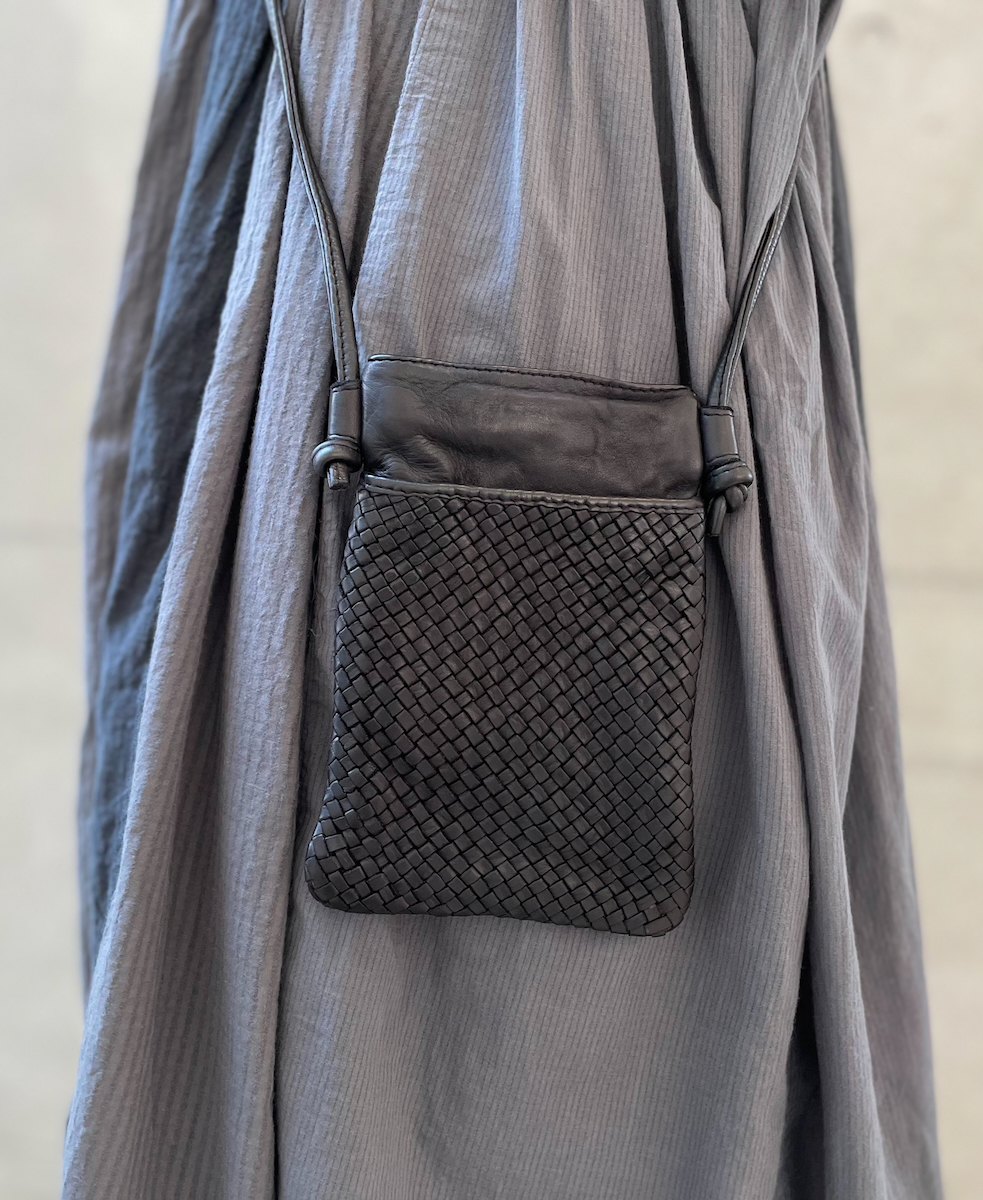 SVMDS2502C(バッグ) SMALL MESH&PLAIN COMBI SHOULDER PHONE CASE