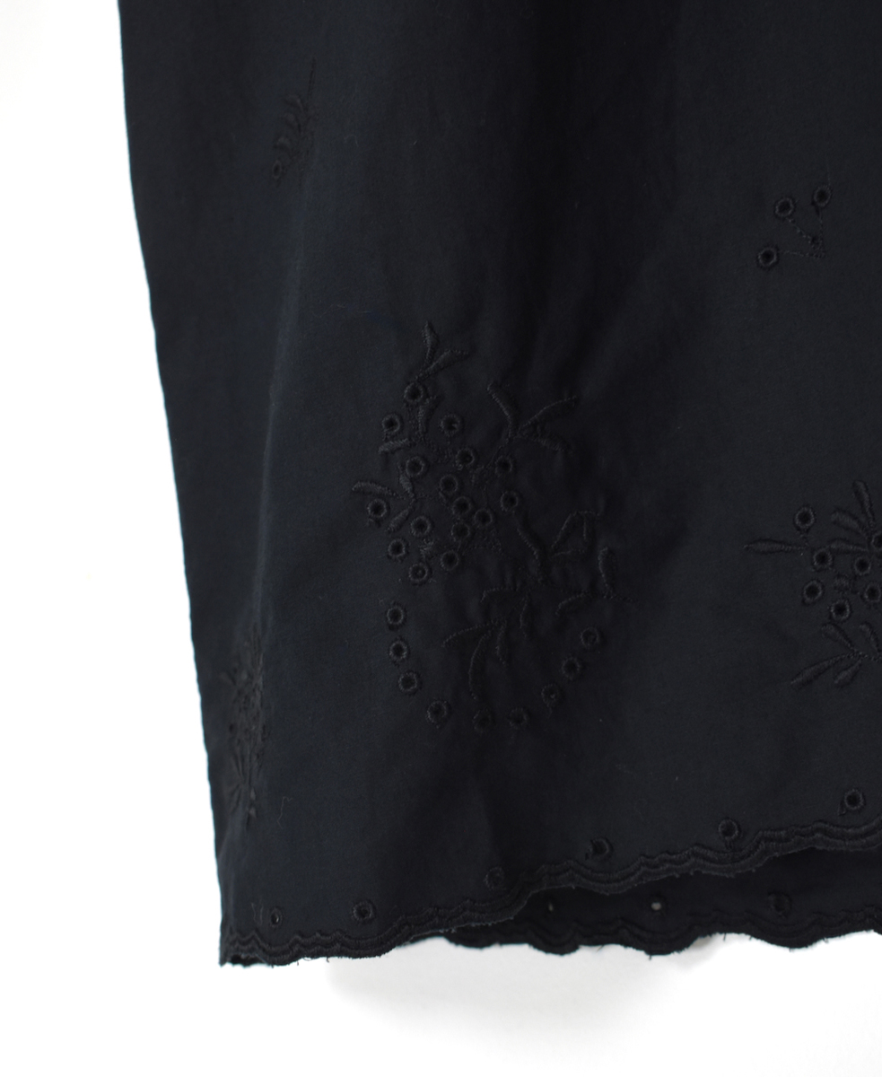 INSL25232(シャツ) 60s POPLIN PLAIN WITH CUT WORK EMBROIDERY BACK OPENING S/SL SMOCK