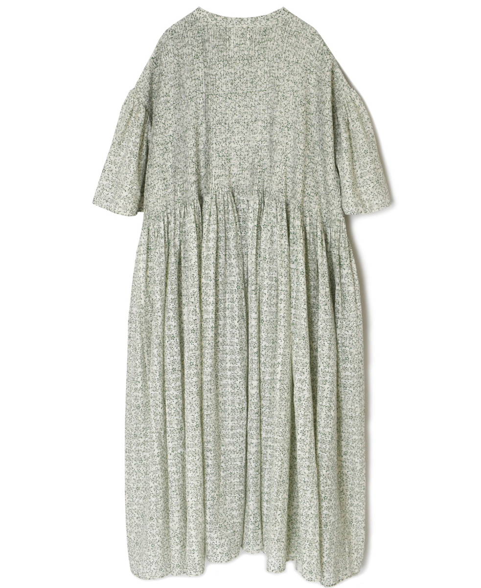 INMDS25093(ワンピース) POWER LOOM COTTON DOBIE CHECK ARABESQUE SCREEN PRINT FLARED/SL DRESS WITH MINI PINTUCK