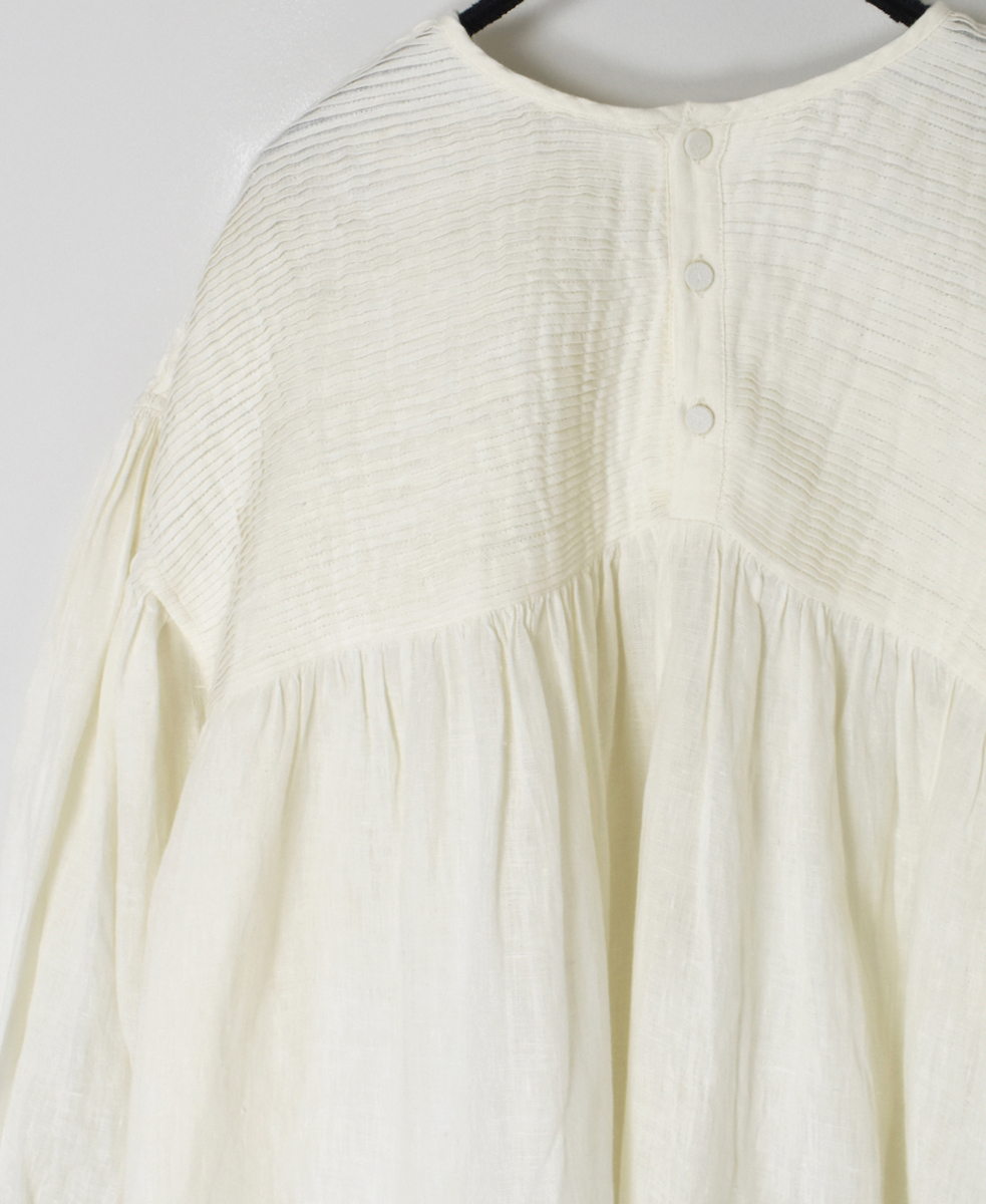 INMDS25001(シャツ)YARN DYE AUTO LOOM 60s LINEN PLAIN BACK OPENING PULLOVER WITH MINI PINTUCK