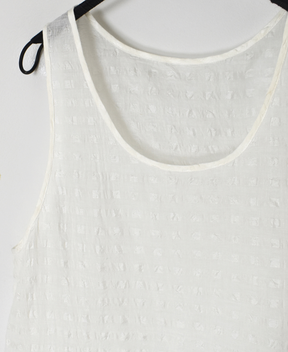 INMDS25081(タンクトップ) HANDWOVEN COTTON SILK CHECK U-NECK TANK TOP