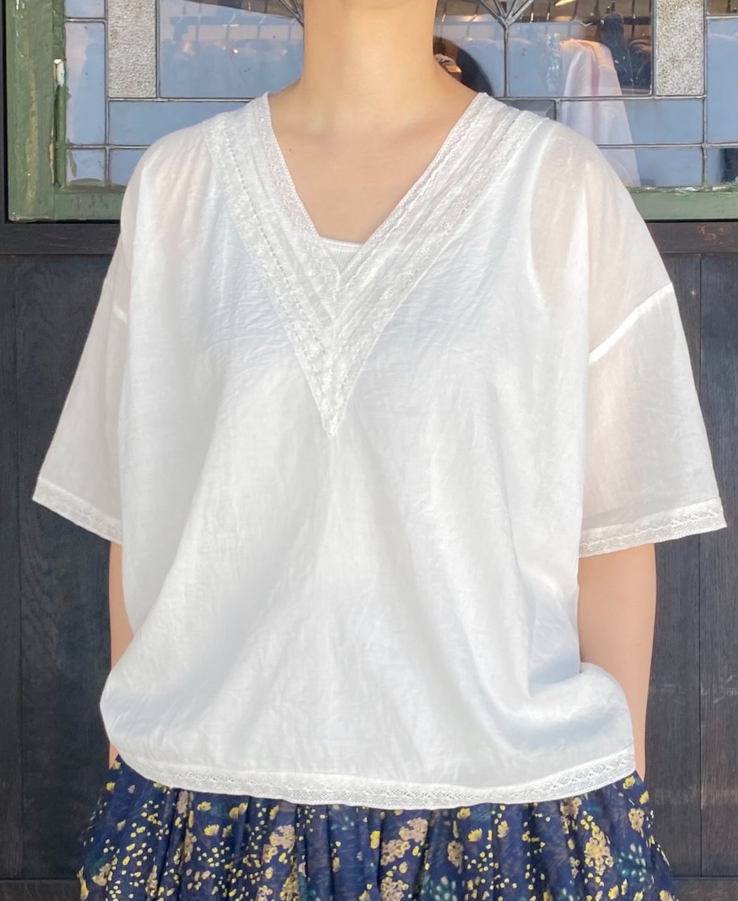 NSL24032 (ブラウス) VOILE LACE V-NECK LACE S/SL PULLOVER