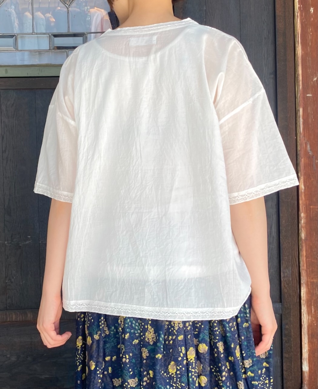 NSL24032 (ブラウス) VOILE LACE V-NECK LACE S/SL PULLOVER