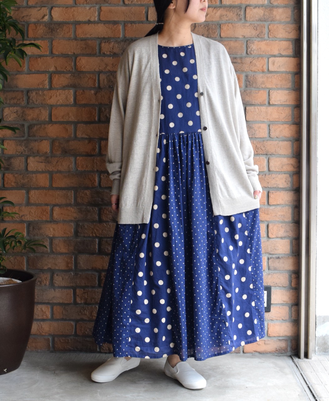 GNSL25023 (ニット) 12GG 1PLY LINEN PLAIN V-NECK CARDIGAN