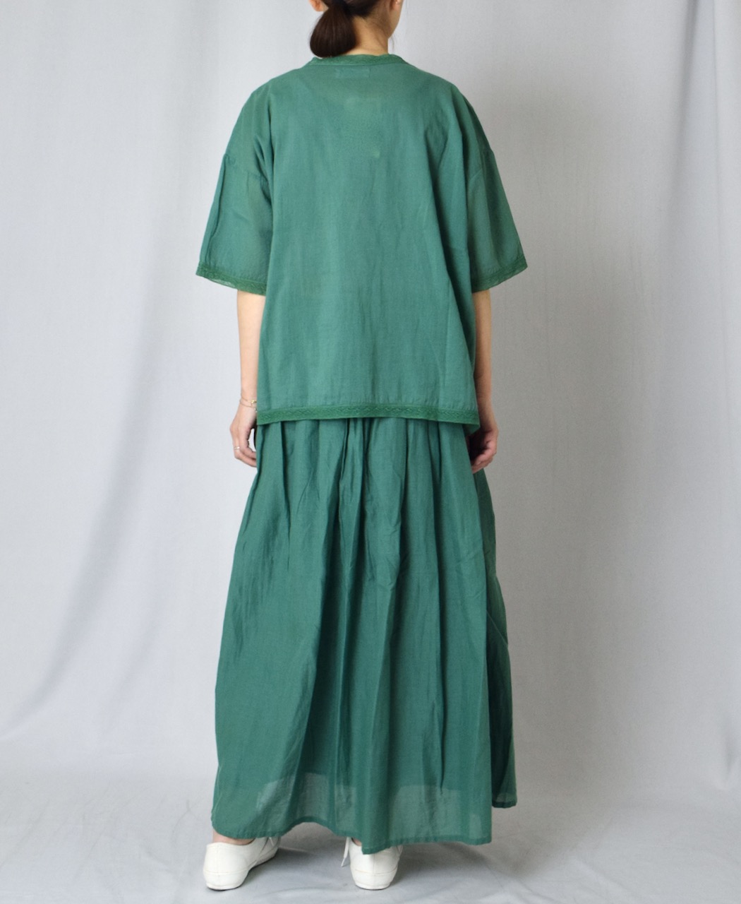 NSL24032 (ブラウス) VOILE LACE V-NECK LACE S/SL PULLOVER