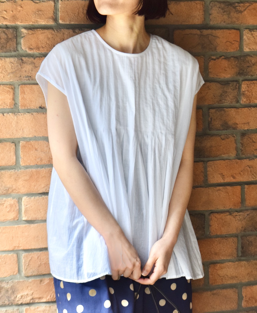 NMDS25222(シャツ) 80s ORGANIC VOILE PLAIN CREW-NECK F/SLEEVE SHIRT WITH INVERTED PLEAT