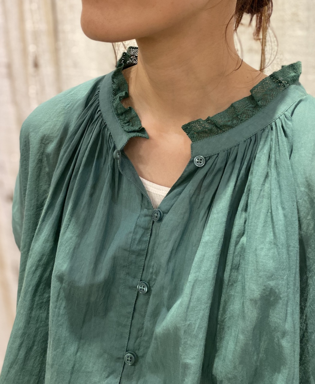 NSL25061(ブラウス) VOILE LACE NECK LACE GATHERED SMOCK