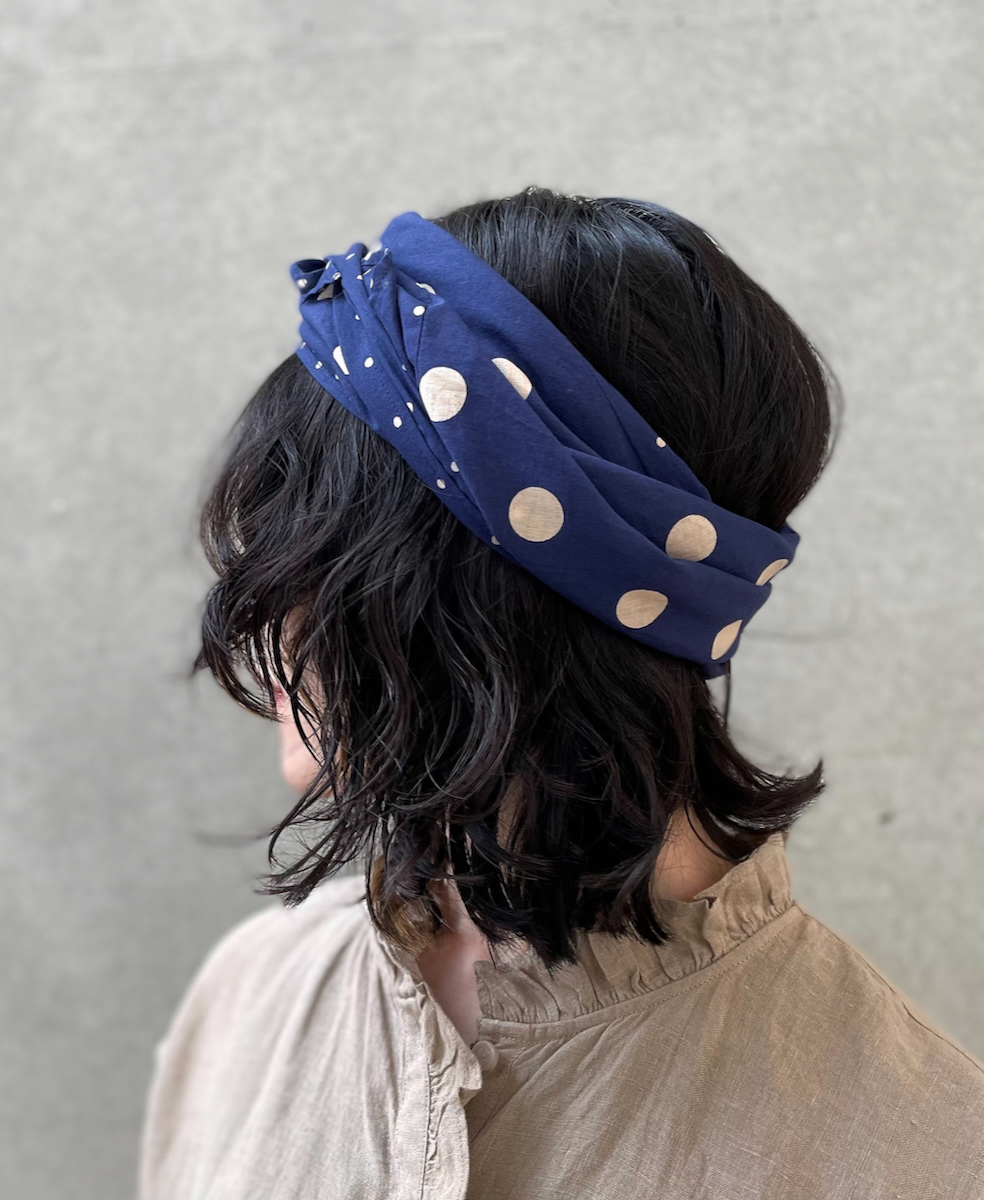 NSL22017 (スカーフ) COTTON VOILE DOT PRINT TRIANGLE SCARF