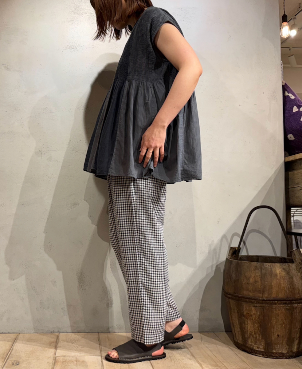 INMDS25025(パンツ) HANDWOVEN COTTON/SILK GINGHAM CHECK 2TUCK TAPERED EASY PANTS