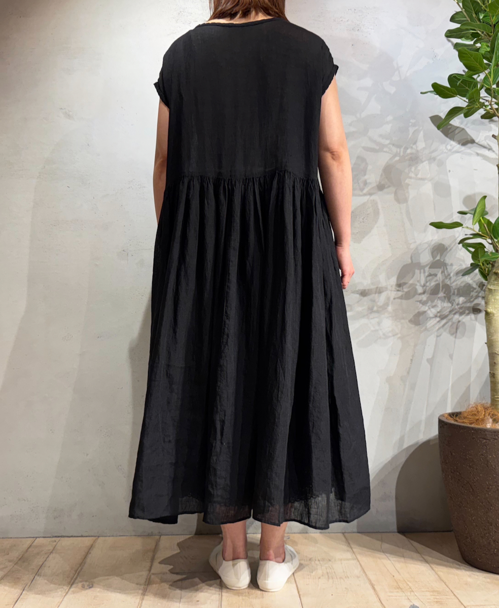 NMDS25244(ワンピース) 80s POWER LOOM LINEN PLAIN BOAT-NECK LACE PULLOVER DRESS