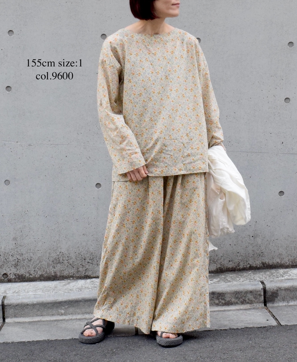 INAM2513FD(スモック) COTTON FLOWER PRINT UTILITY BOAT NECK SMOCK