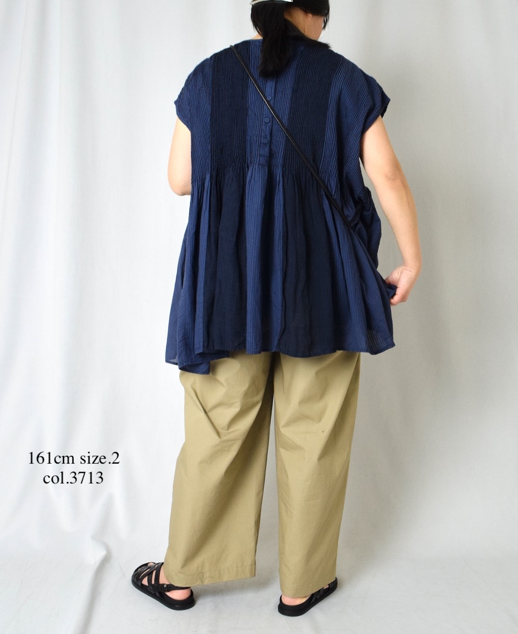 NMDS25231D(シャツ) COTTON&LINEN PATCHWORK(OVERDYE) CREW-NECK F/SL SHIRT WITH MINI PINTUCK