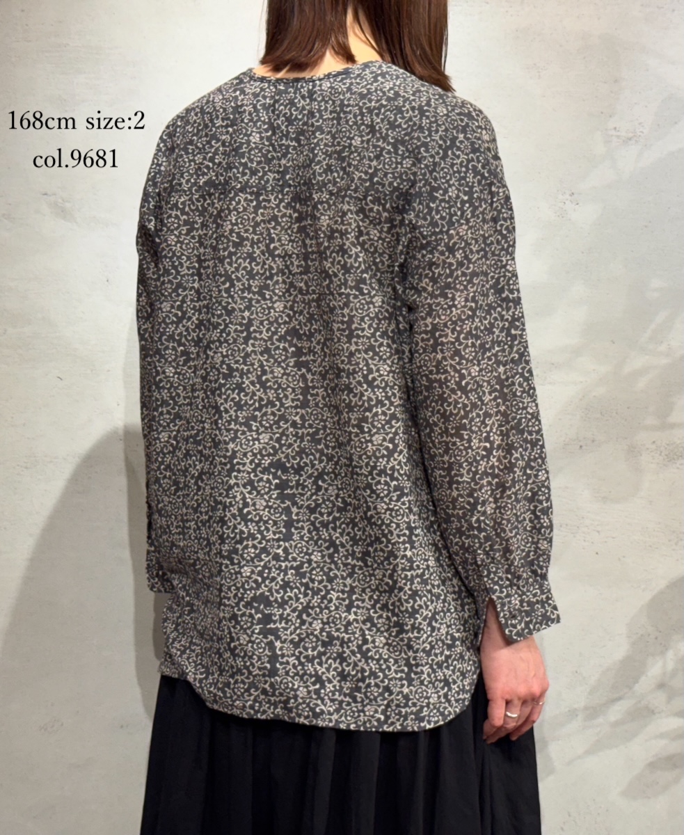 INMDS25091(シャツ) POWER LOOM COTTON DOBIE CHECK ARABESQUE SCREEN PRINT CREW-NECK SHIRT