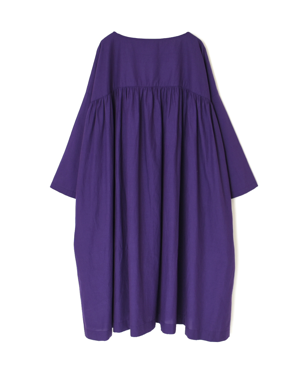 NSL25033(ワンピース) 60s CAMBRIC PLAIN CREW-NECK BACK SIDE GATHERED DRESS WITH LINING