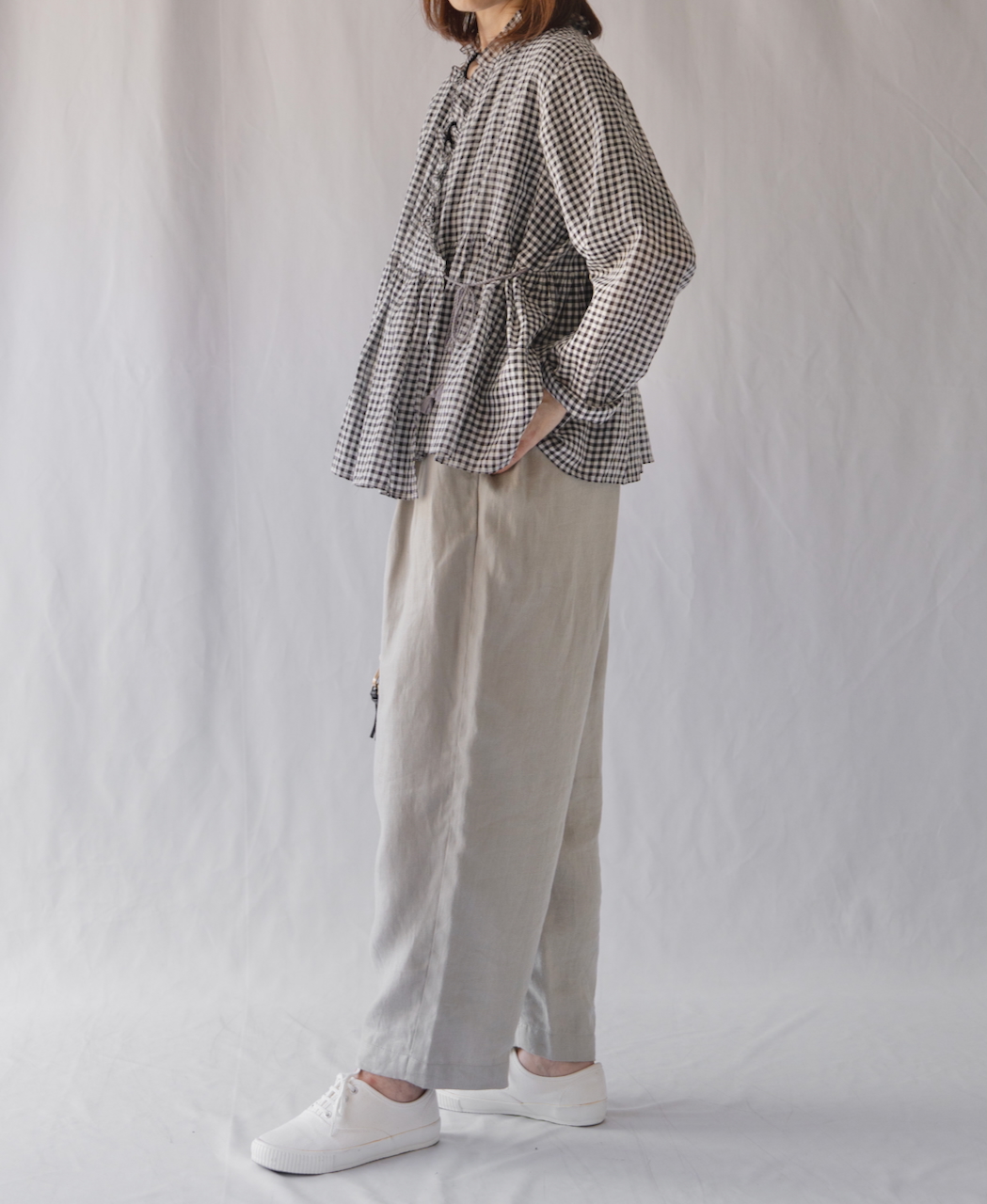 INMDS25021(ブラウス) HANDWOVEN COTTON/SILK GINGHAM CHECK FRILL CACHE COEUR