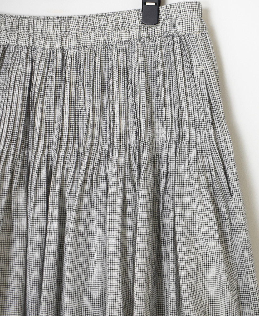 INMDS25055(スカート) HANDWOVEN COTTON SINGLE CHECK FLARED SKIRT WITH PINTUCK