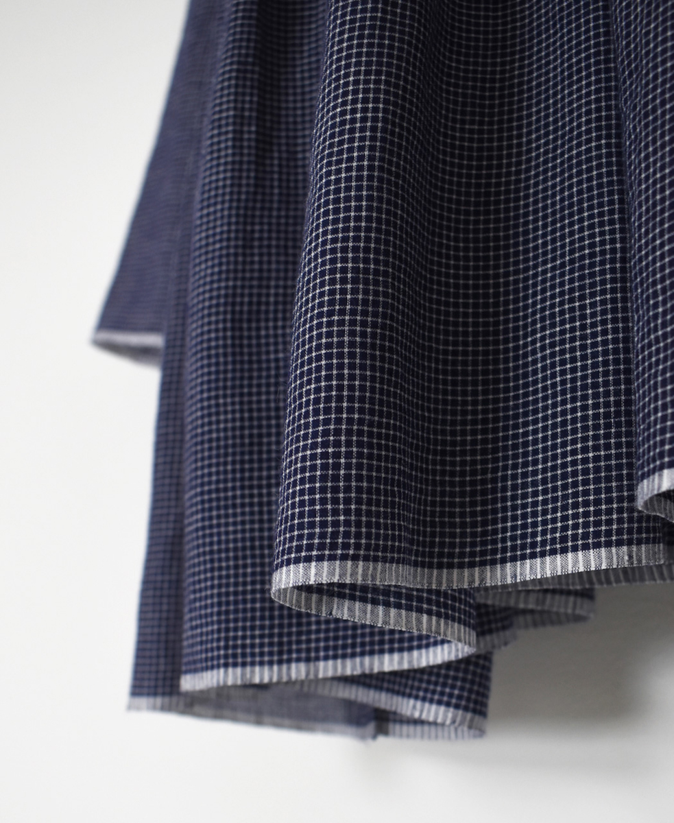 INMDS25051(ブラウス) HANDWOVEN COTTON SINGLE CHECK WRAP BLOUSE WITH PINTUCK