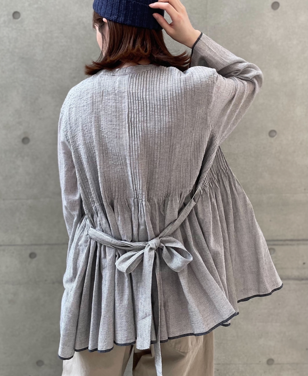 INMDS25051(ブラウス) HANDWOVEN COTTON SINGLE CHECK WRAP BLOUSE WITH PINTUCK