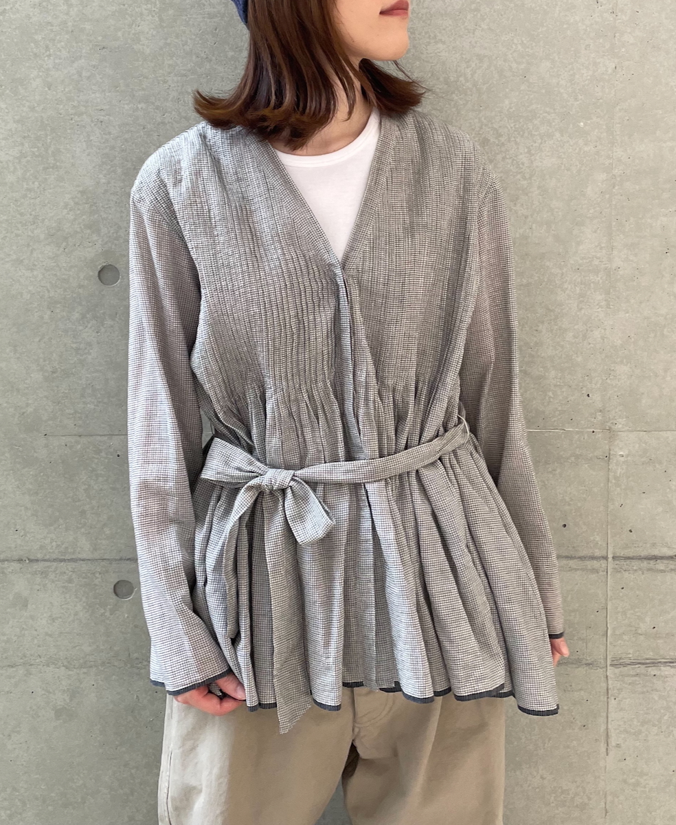 INMDS25051(ブラウス) HANDWOVEN COTTON SINGLE CHECK WRAP BLOUSE WITH PINTUCK