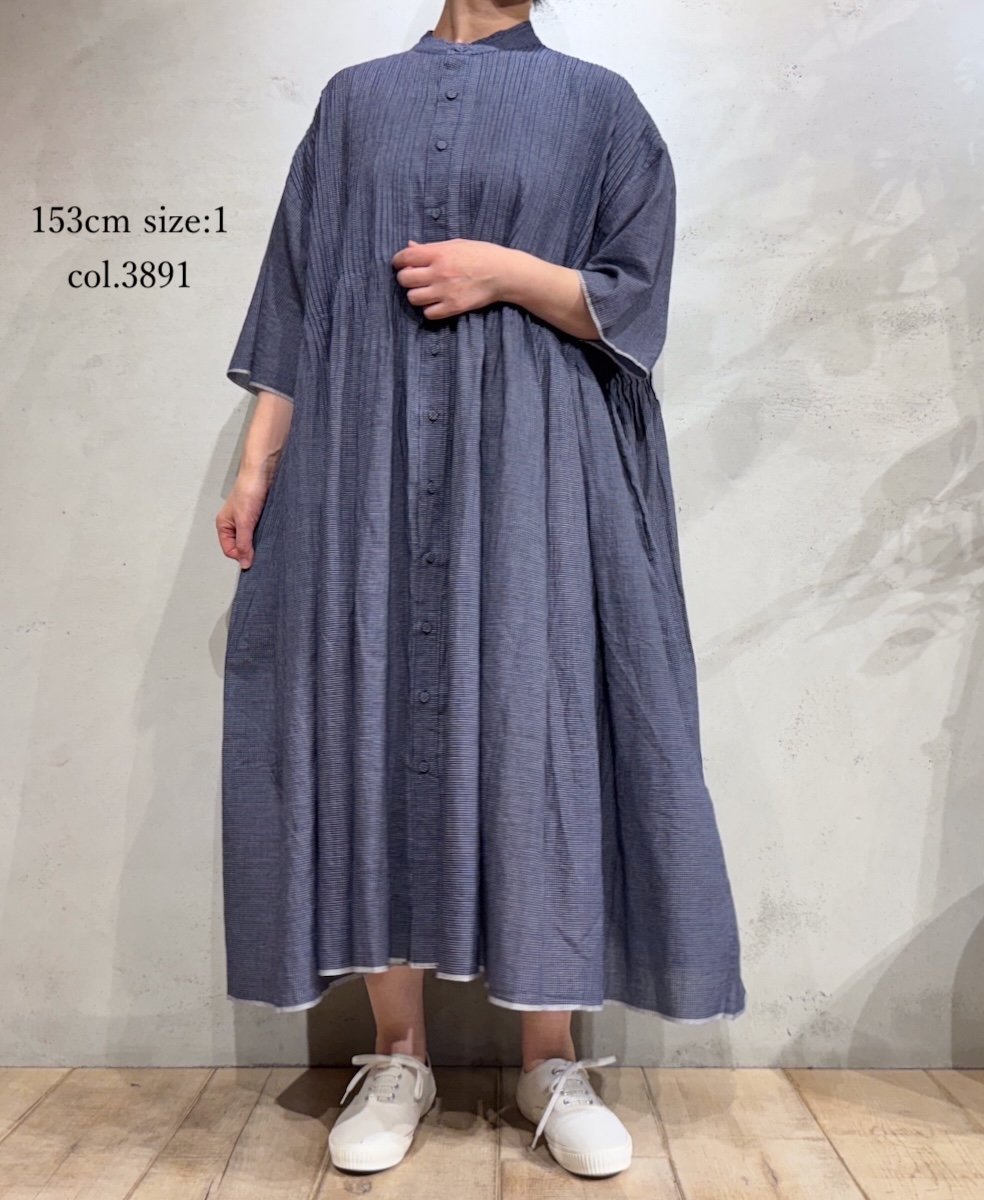 INMDS25054(ワンピース) HANDWOVEN COTTON SINGLE CHECK BANDED COLLAR SHIRT DRESS WITH PINTUCK