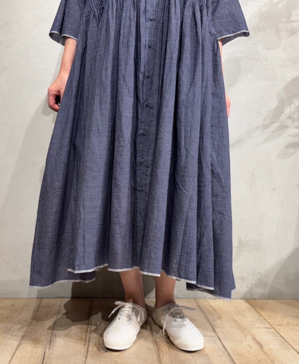 INMDS25054(ワンピース) HANDWOVEN COTTON SINGLE CHECK BANDED COLLAR SHIRT DRESS WITH PINTUCK