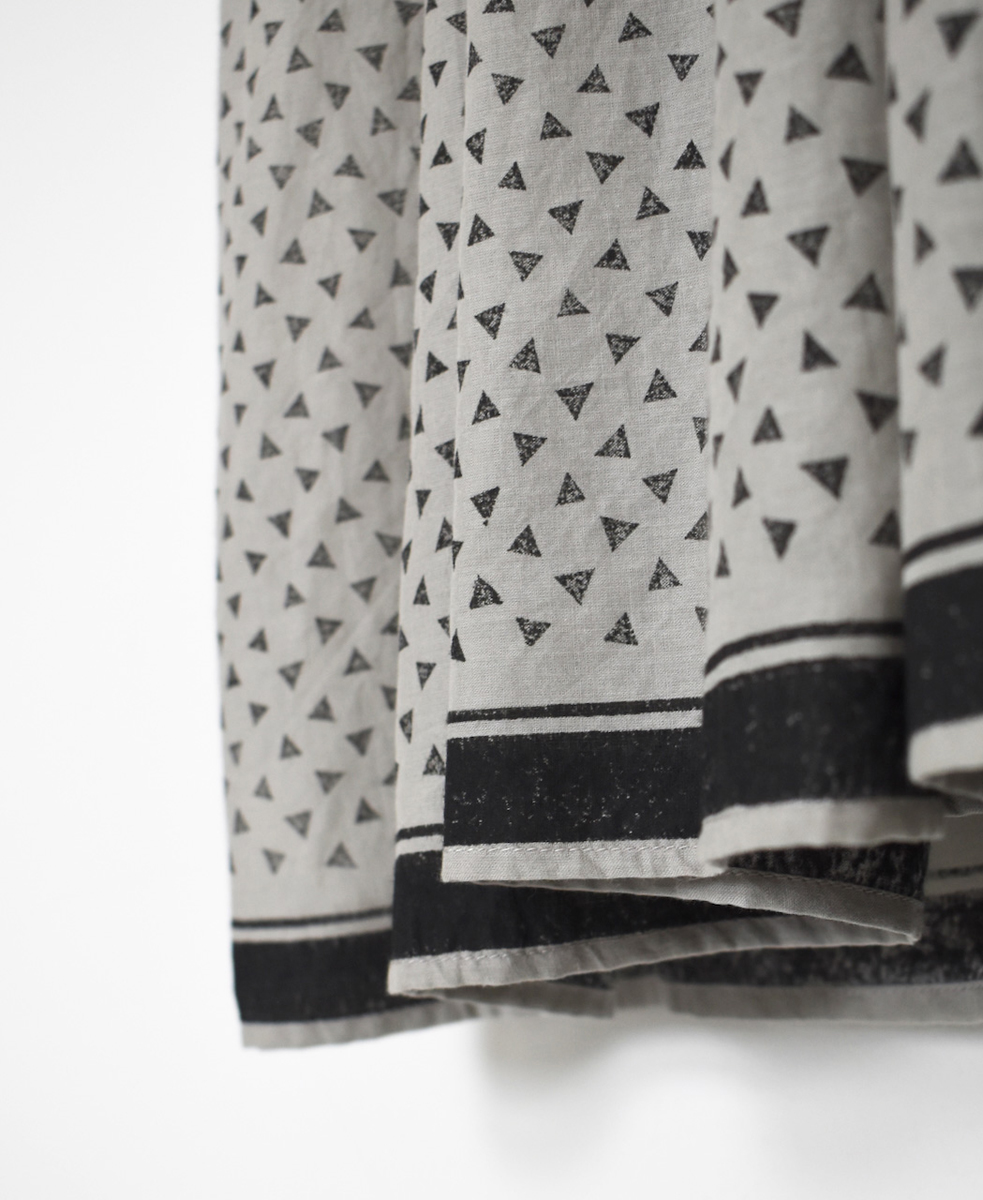 INMDS25104(ワンピース) 80s VOILE TRIANGLE BLOCK PRINT BANDED COLLAR FRENCH/SL DRESS WITH PINTUCK