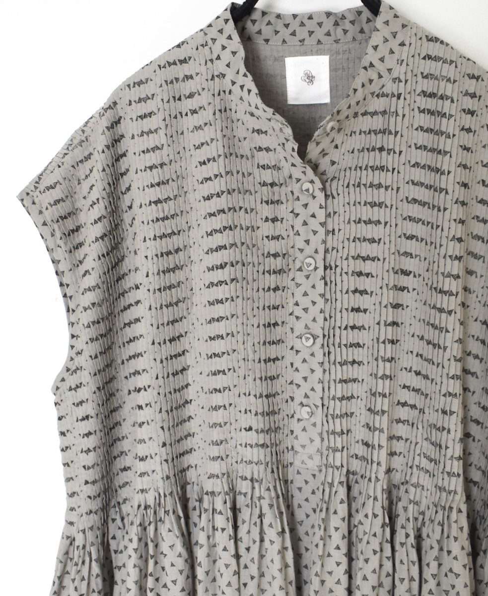 INMDS25104(ワンピース) 80s VOILE TRIANGLE BLOCK PRINT BANDED COLLAR FRENCH/SL DRESS WITH PINTUCK
