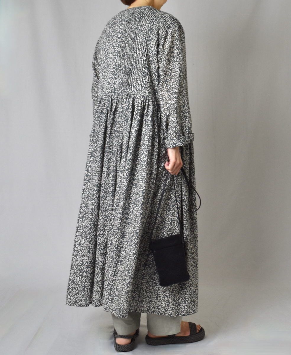INMDS25094(ワンピース) POWER LOOM COTTON DOBIE CHECK ARABESQUE SCREEN PRINT WRAP DRESS WITH PINTUCK