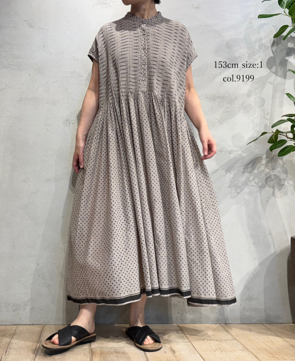 INMDS25104(ワンピース) 80s VOILE TRIANGLE BLOCK PRINT BANDED COLLAR FRENCH/SL DRESS WITH PINTUCK