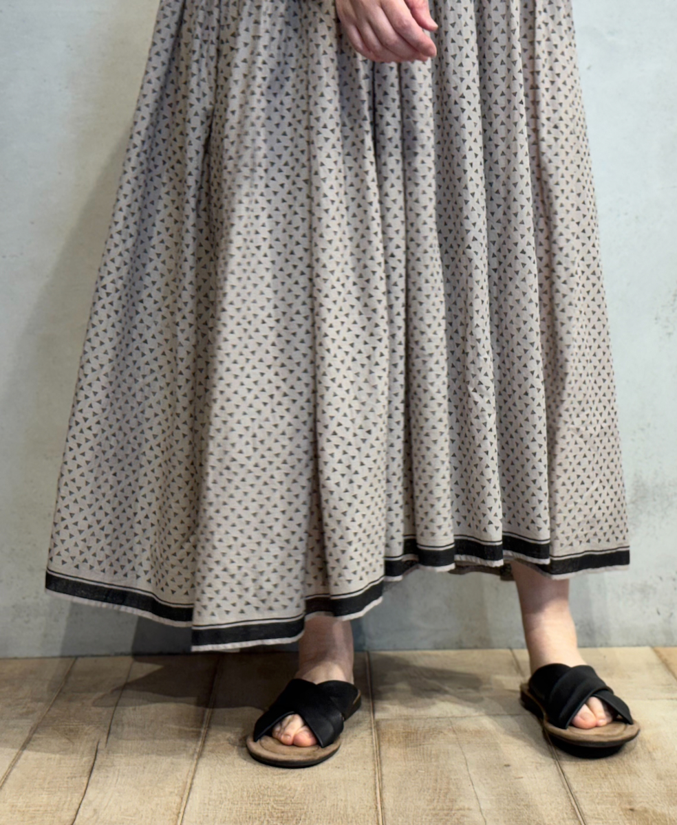 INMDS25104(ワンピース) 80s VOILE TRIANGLE BLOCK PRINT BANDED COLLAR FRENCH/SL DRESS WITH PINTUCK