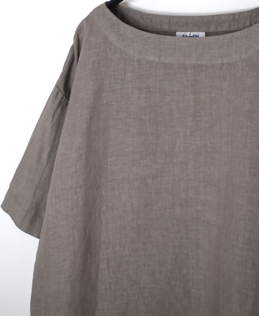 ●NAM1631LP (シャツ) LINEN PLAIN BOAT NECK S/SL SHIRT