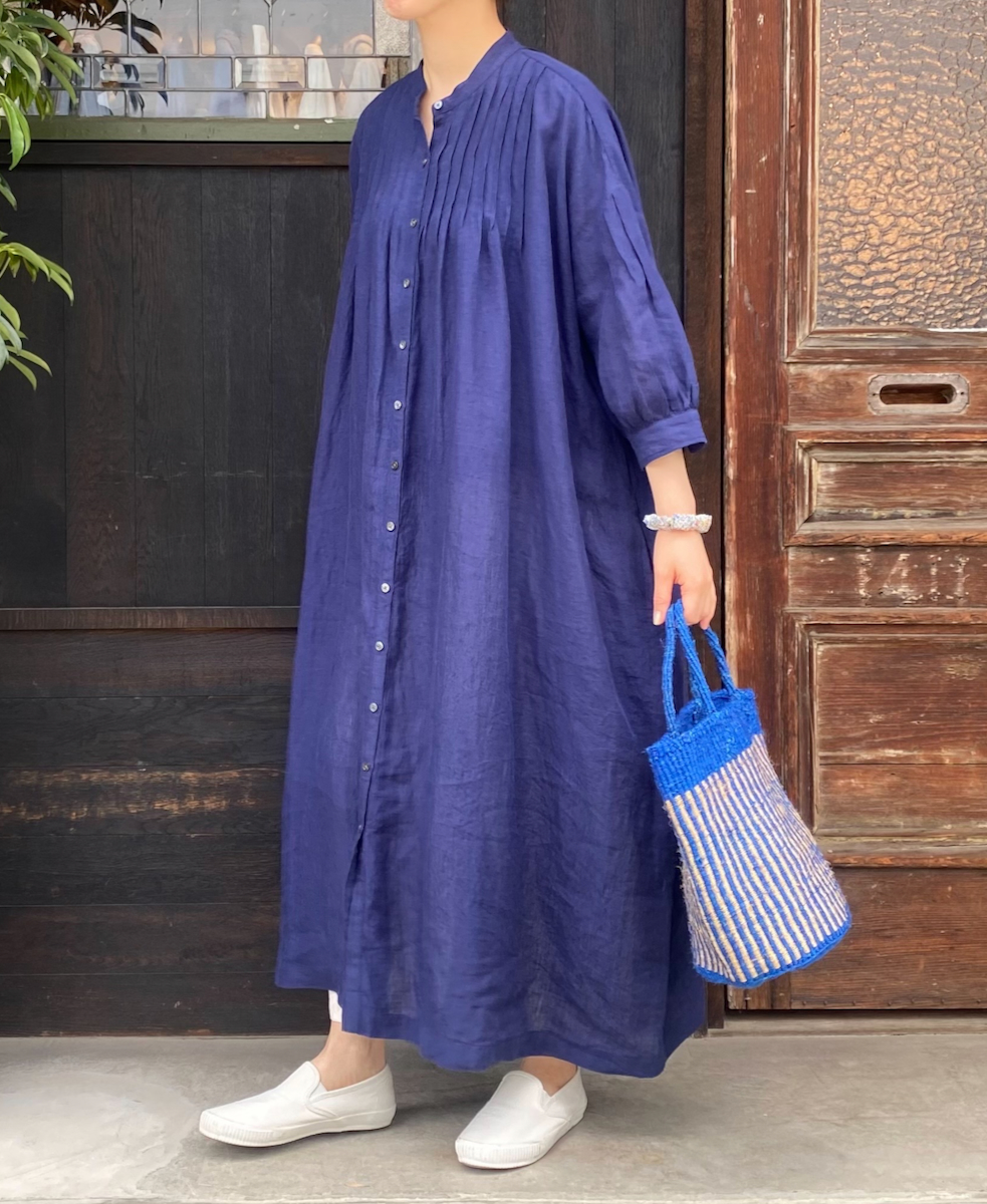 INSL25203(ワンピース) 60s LINEN PLAIN BANDED COLLAR 3/4SL PINTUCK DRESS