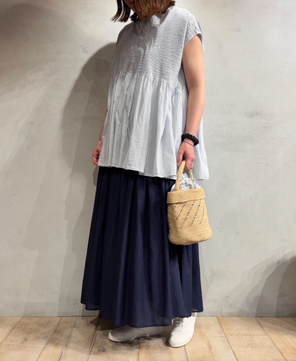 NMDS25252D(シャツ) 80s ORGANIC DOBIE CHECK(OVERDYE) CREW-NECK F/SL SHIRT WITH PINTUCK