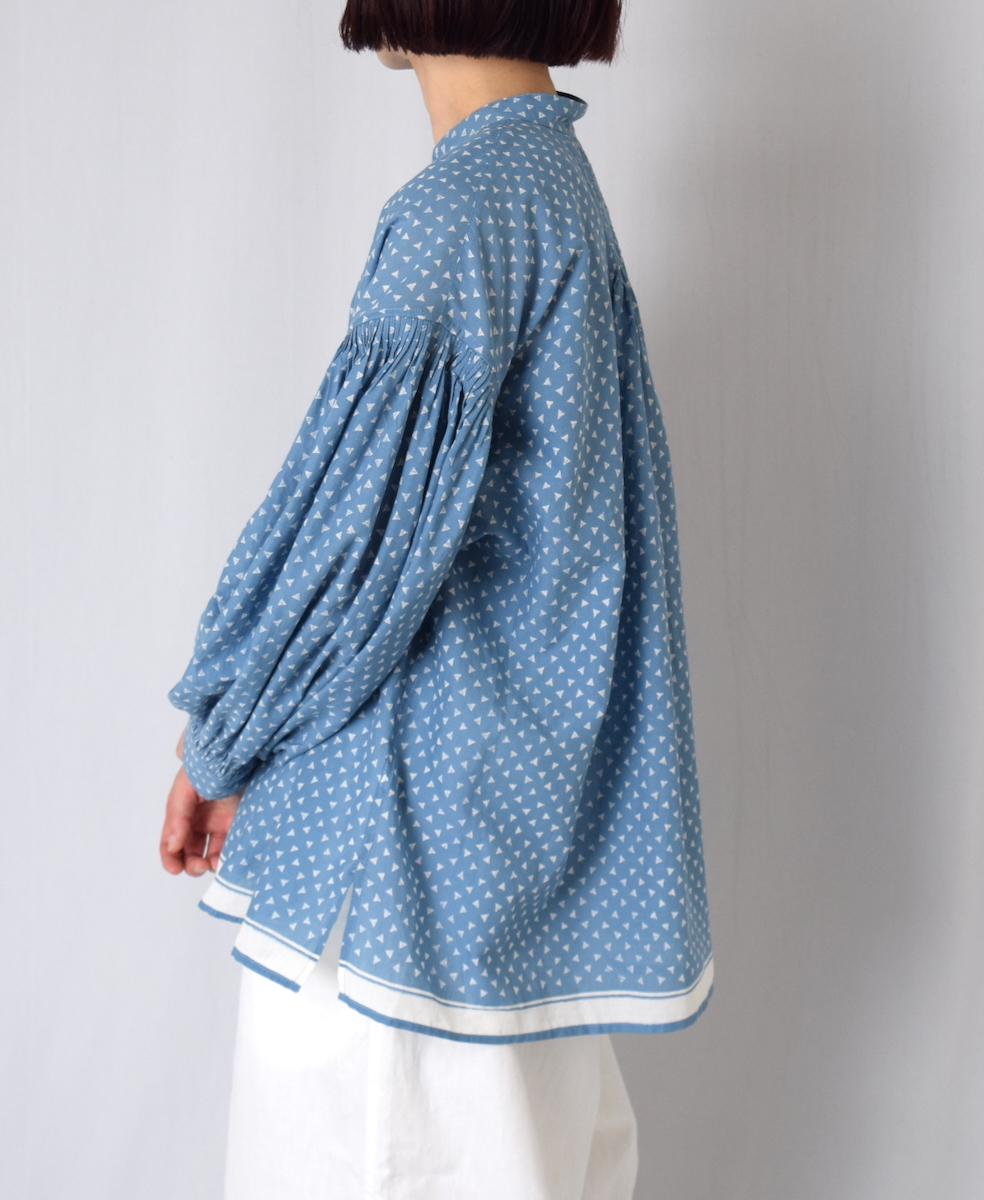 ●INMDS25101(シャツ) 80s VOILE TRIANGLE BLOCK PRINT BANDED COLLAR SHIRT WITH MINI PINTUCK