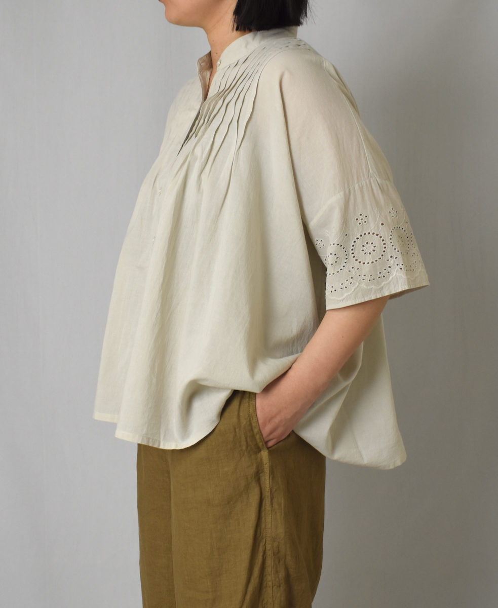 ●INSL24221 (シャツ) 80s VOILE PLAIN WITH CUT WORK LACE BANDED COLLAR PINTUCK SHIRT