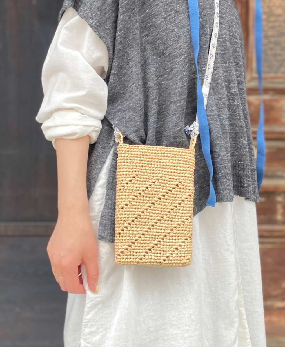 ●ANMDS2502(バッグ) RAFFIA PHONE HOLDER BAG