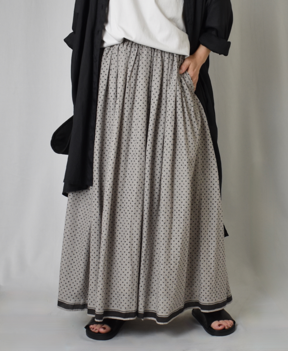 ●INMDS25105(スカート) 80s VOILE TRIANGLE BLOCK PRINT GATHERED SKIRT