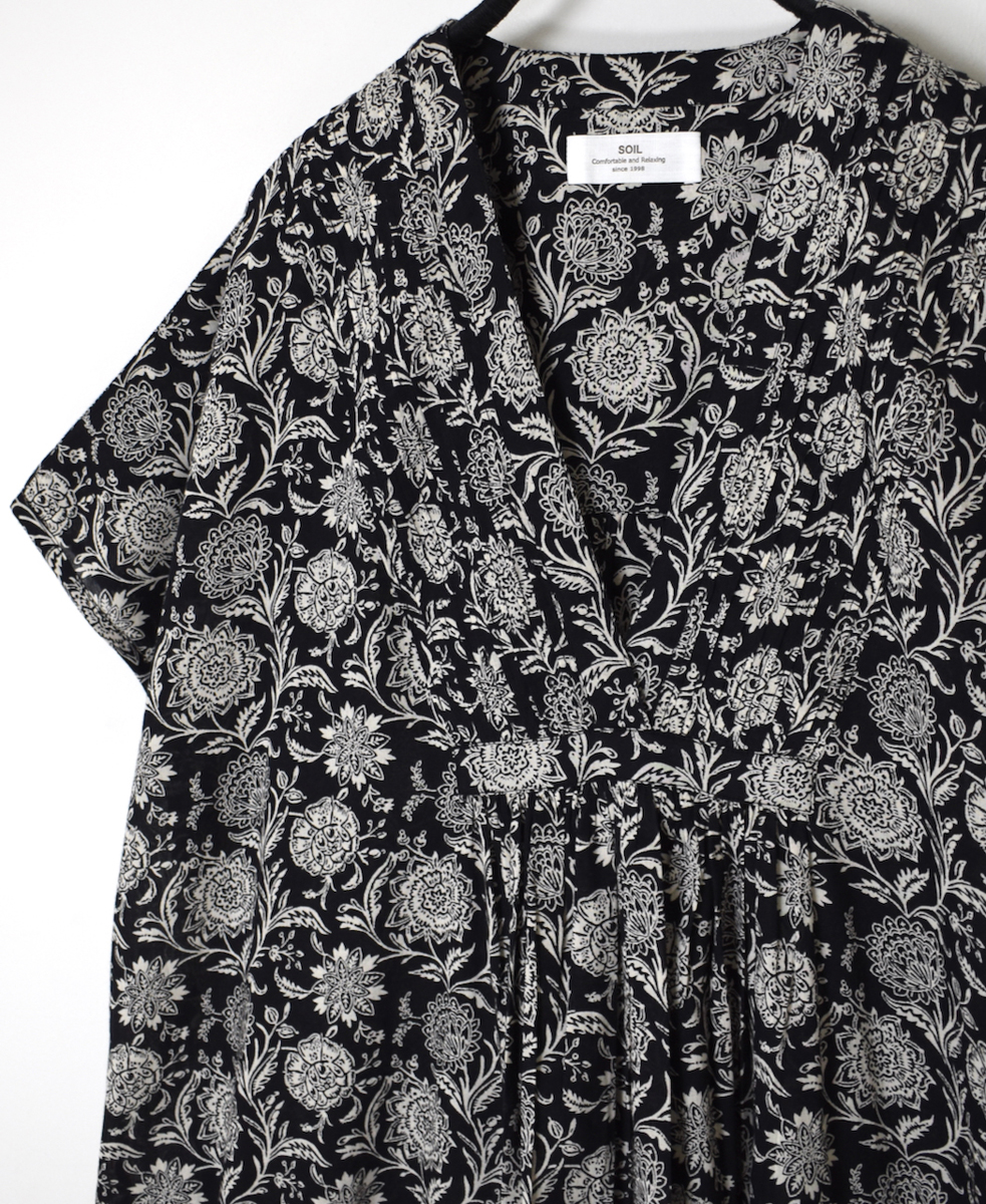 ●NSL25083(ワンピース) 80s VOILE TWO TONE FLOWER PRINT V-NECK FRENCH/SL DRESS