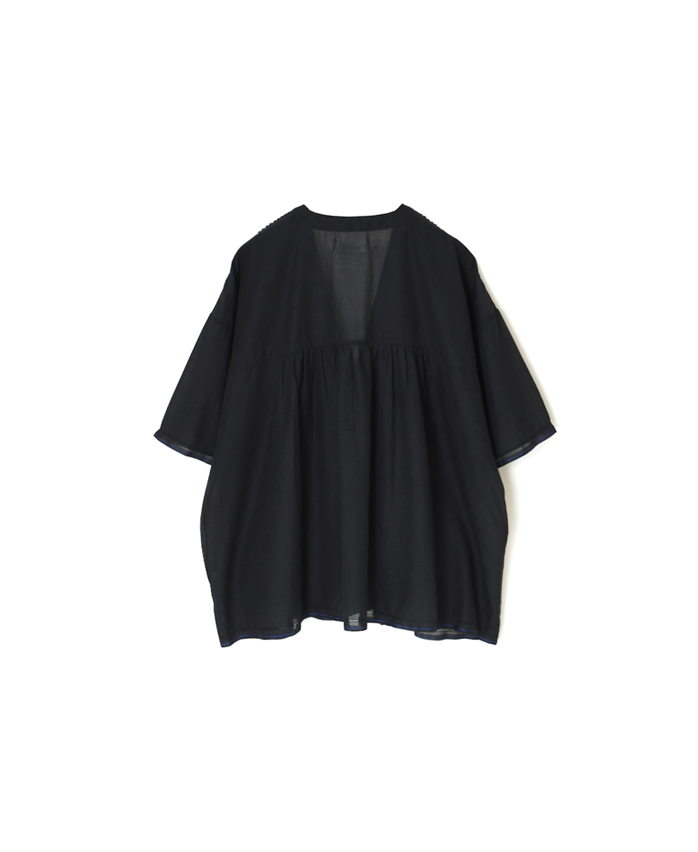 ●NSL25022(シャツ) SUPER FINE VOILE WITH SELVEGE V-NECK PINTUCK SHORT/SL SHIRT
