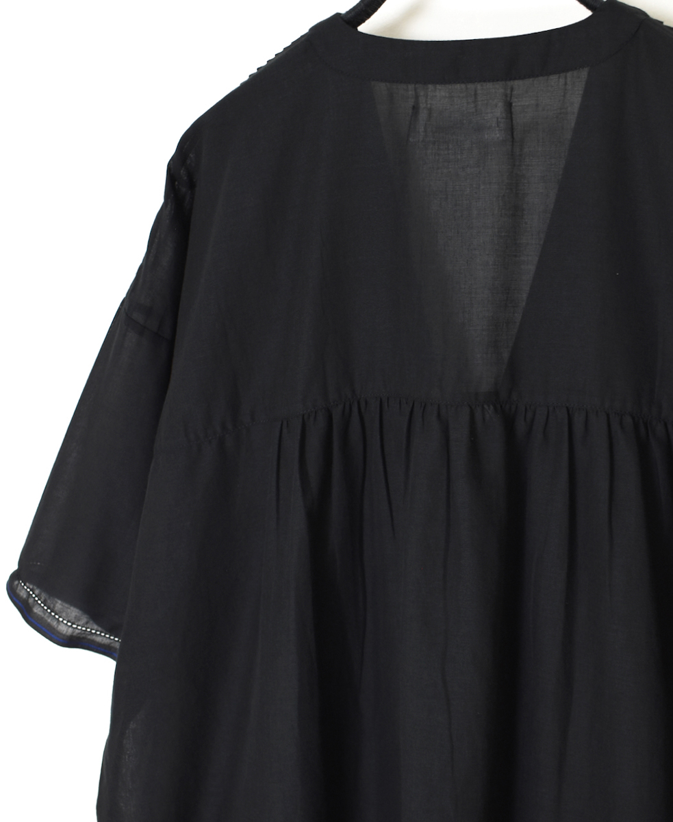●NSL25022(シャツ) SUPER FINE VOILE WITH SELVEGE V-NECK PINTUCK SHORT/SL SHIRT