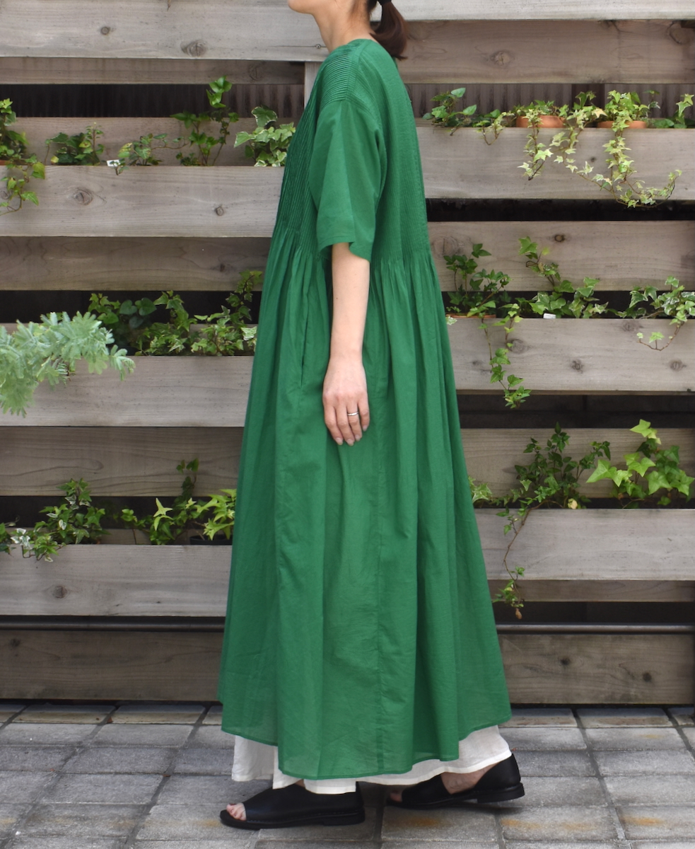 NMDS25223(ワンピース) 80s ORGANIC VOILE PLAIN CREW-NECK P/O DRESS WITH MINI PINTUCK