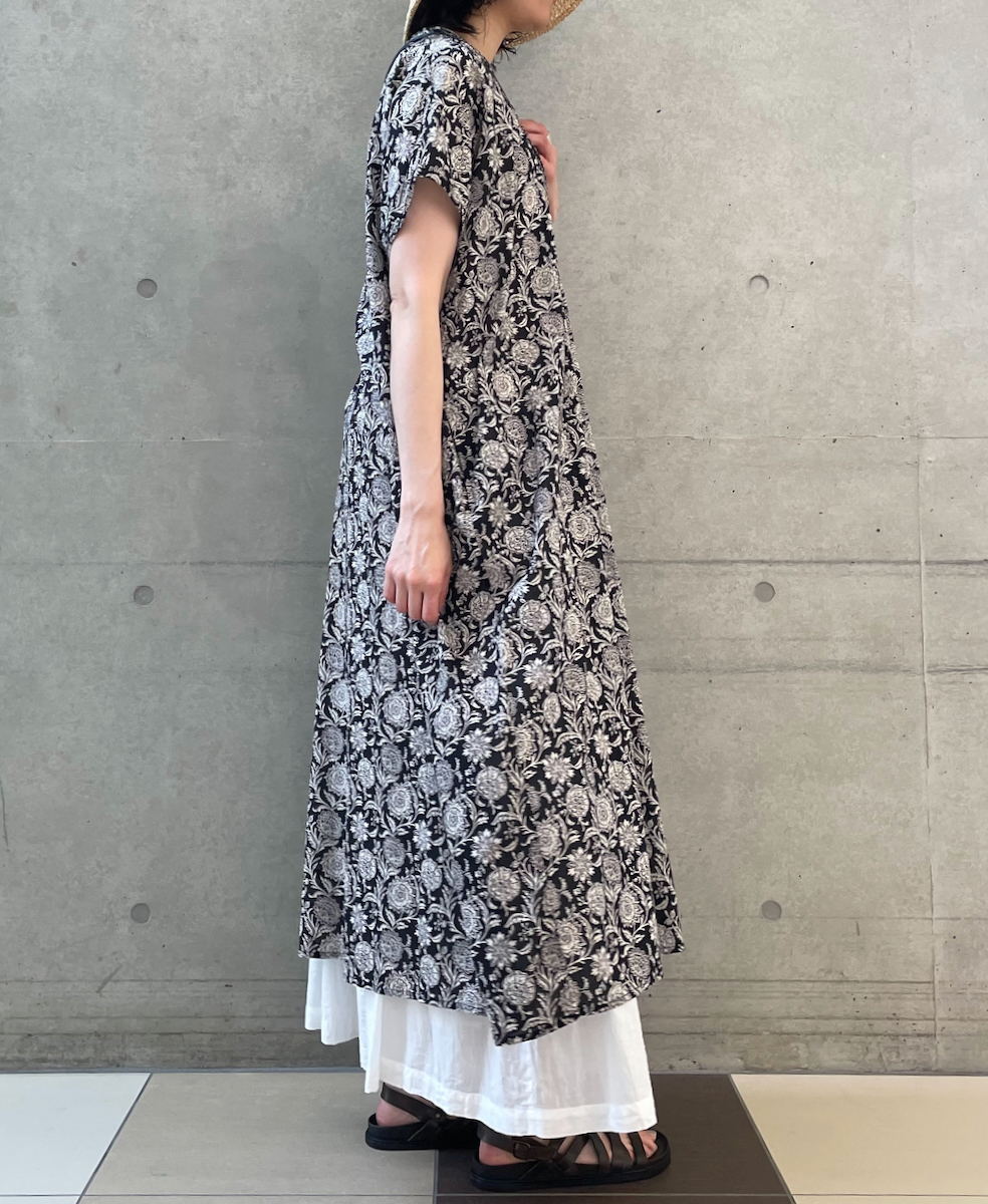 ●NSL25083(ワンピース) 80s VOILE TWO TONE FLOWER PRINT V-NECK FRENCH/SL DRESS