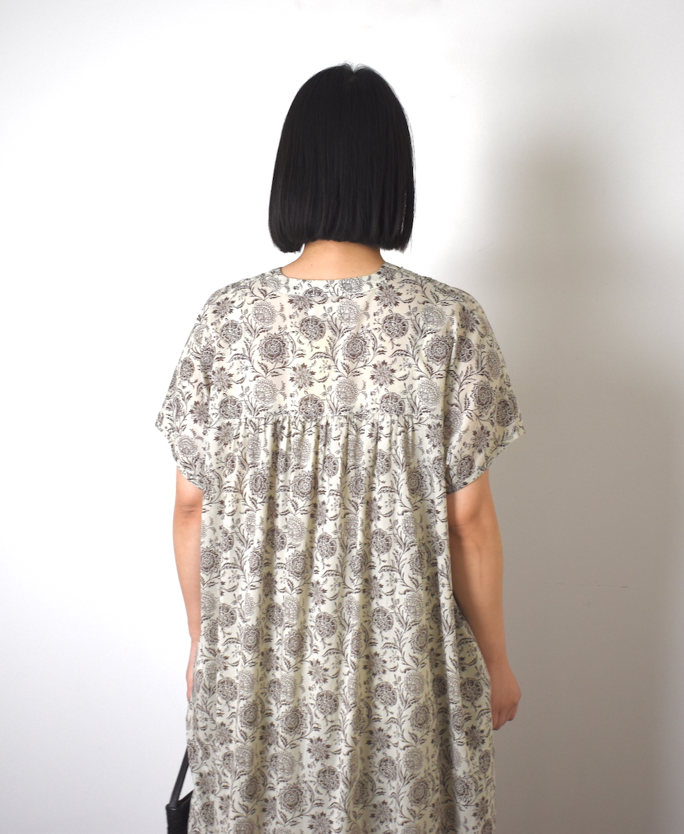 ●NSL25083(ワンピース) 80s VOILE TWO TONE FLOWER PRINT V-NECK FRENCH/SL DRESS