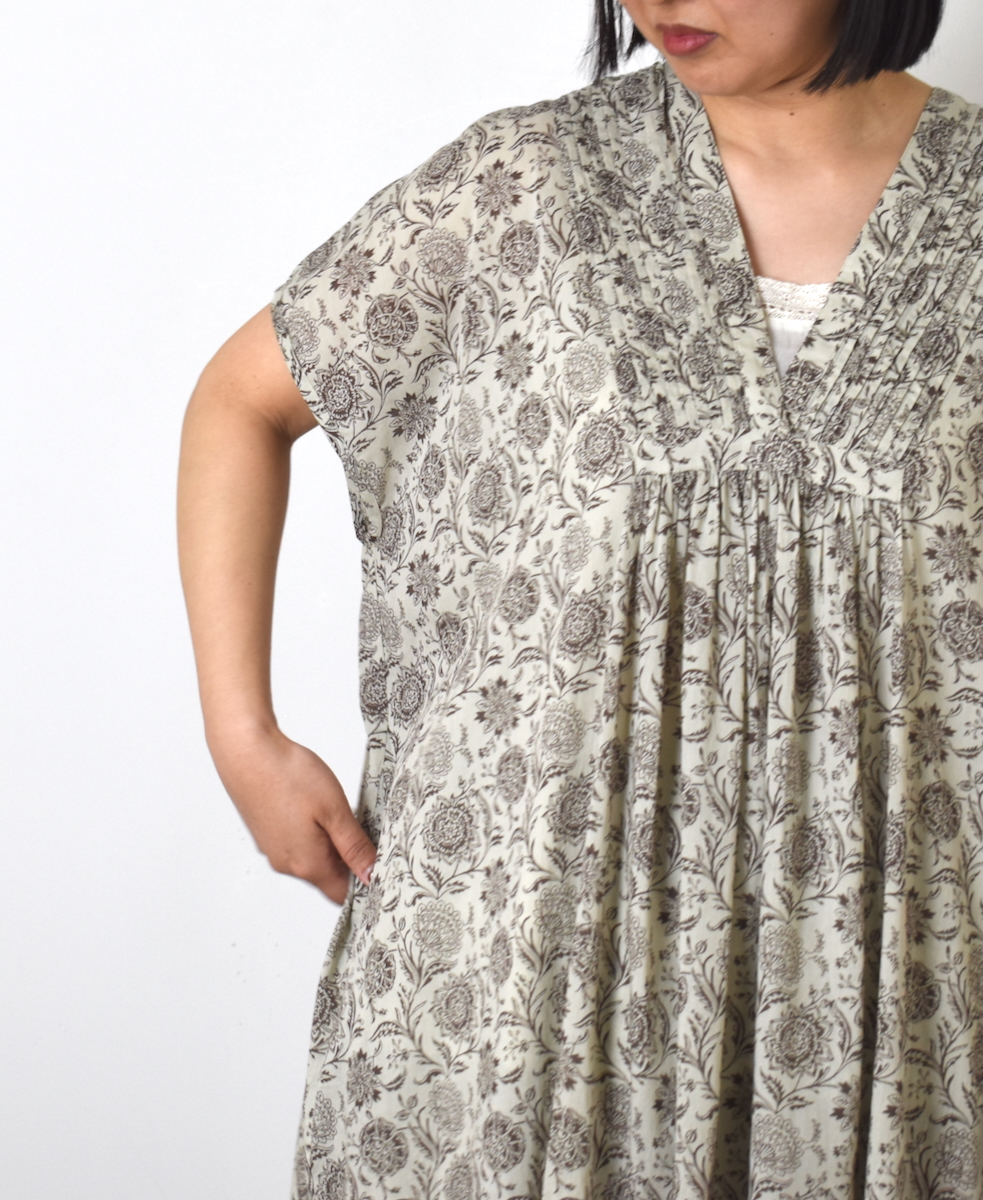 ●NSL25083(ワンピース) 80s VOILE TWO TONE FLOWER PRINT V-NECK FRENCH/SL DRESS