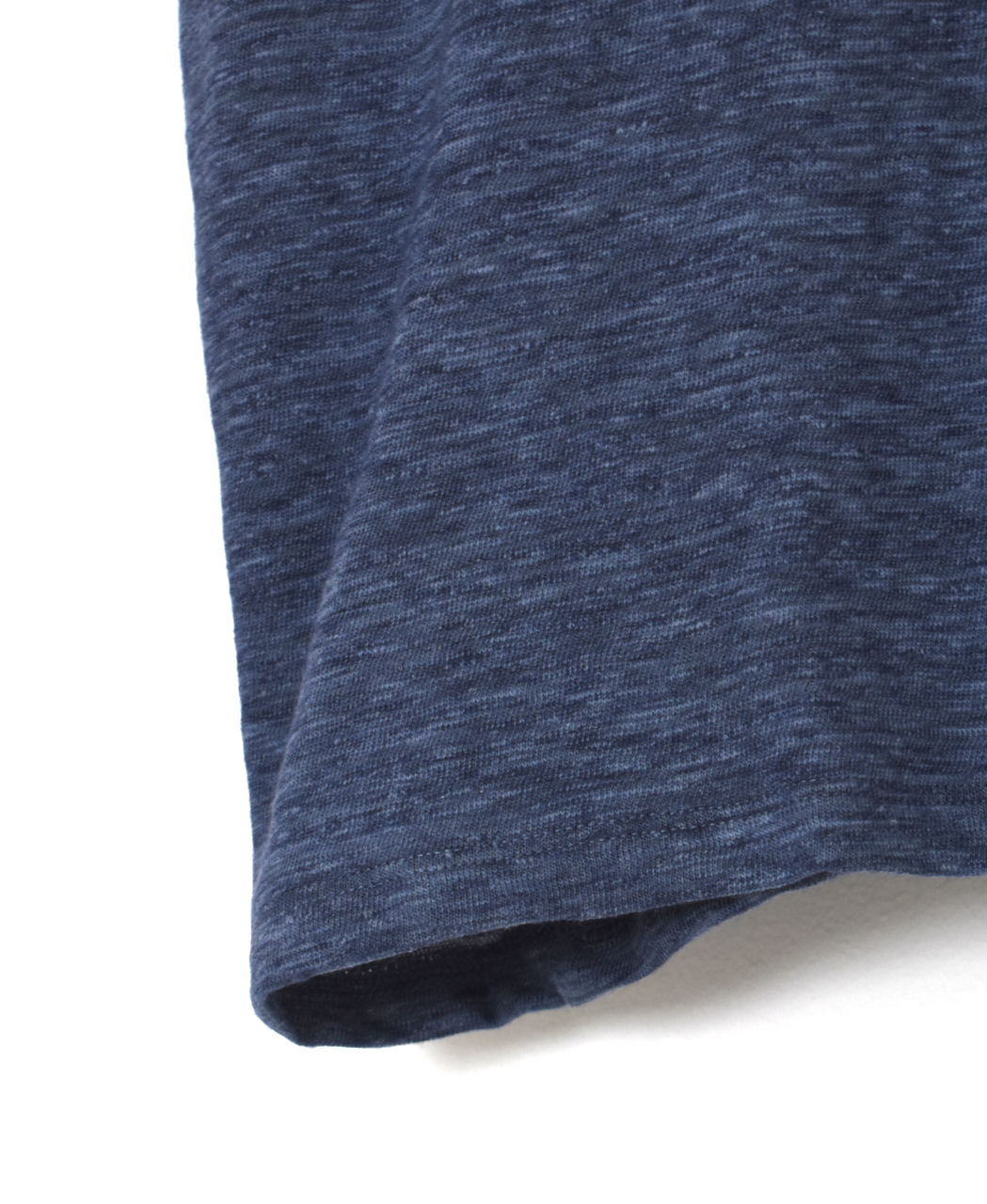 ●GNSL24041 (Tシャツ) SLUB VINTAGE CREW-NECK BACKSIDE SLIT T-SHIRT