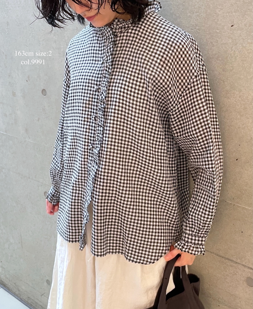 ●INMDS25022(シャツ) HANDWOVEN COTTON/SILK GINGHAM CHECK FRILL COLLAR SHIRT